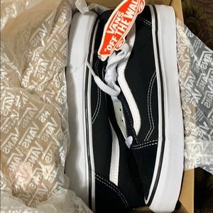 Vans Old Skool Black & White Color Way Brand New